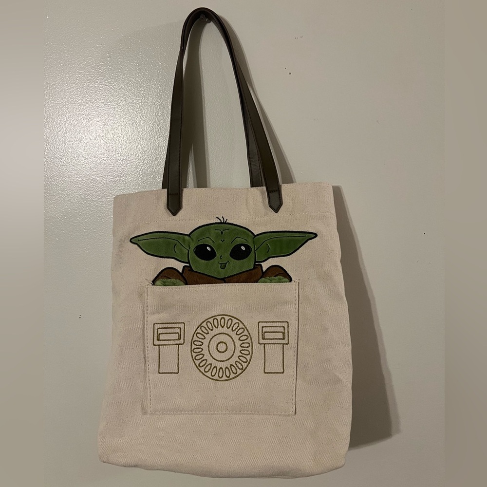 Lounge Fly Star Wars Mandalorian Baby Yoda Grogu Tote Bag